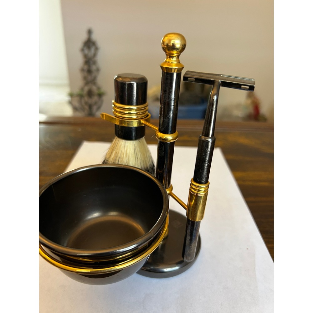 Vintage Shaving Set Black with Brass Highlights - Picture 2 of 4